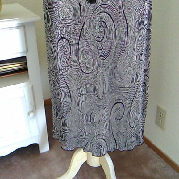 NWT Connected Apparel Midi Dress - Picture 3 of 13